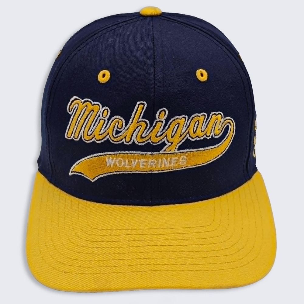 Michigan Wolverines Vintage 90s Starter Tail Sweep Snapback Hat